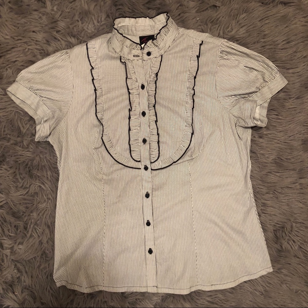Torrid black and white stripped blouse